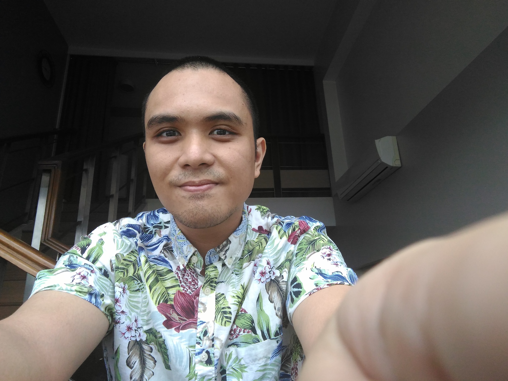 ASUS ZenFone Selfie front-camera photo
