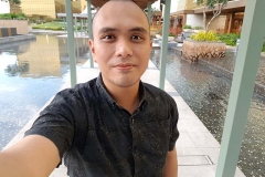 Samsung Galaxy S8 sample selfie c