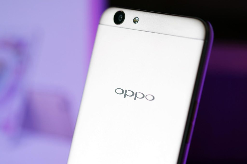 OPPO F1s