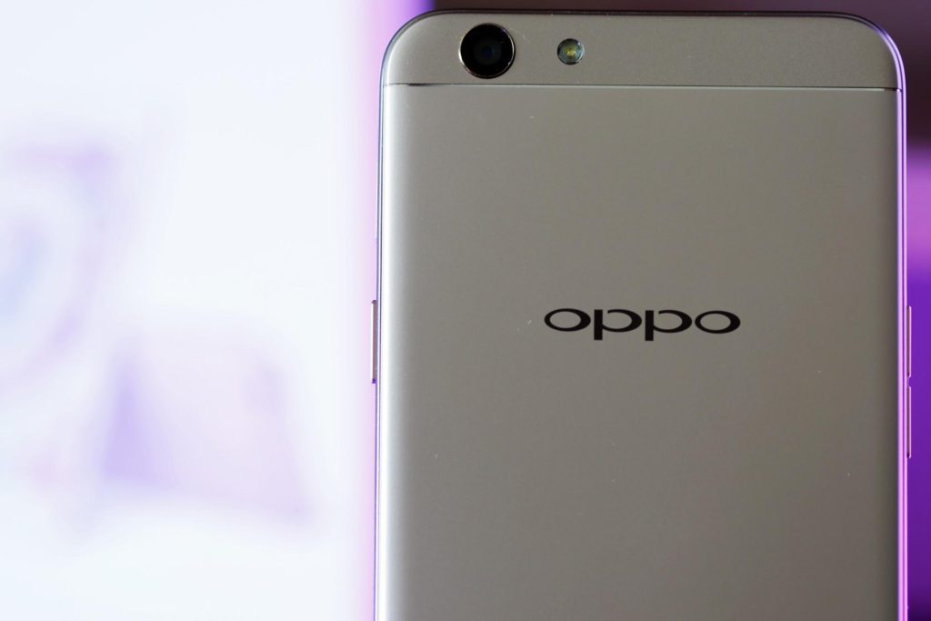 OPPO F1s