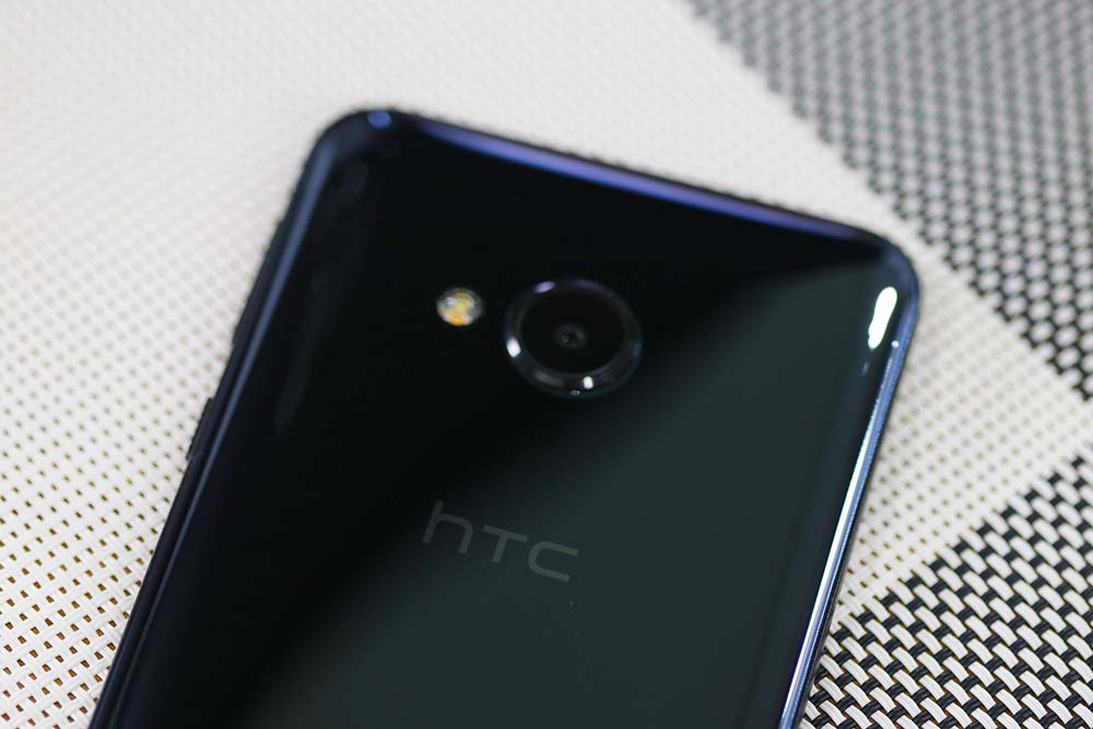 HTC U Play review price specs_Philippines