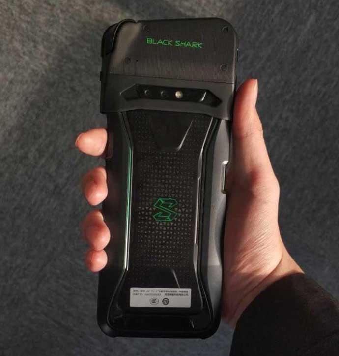 Xiaomi Black Shark gaming phone live photo on Revu Philippines