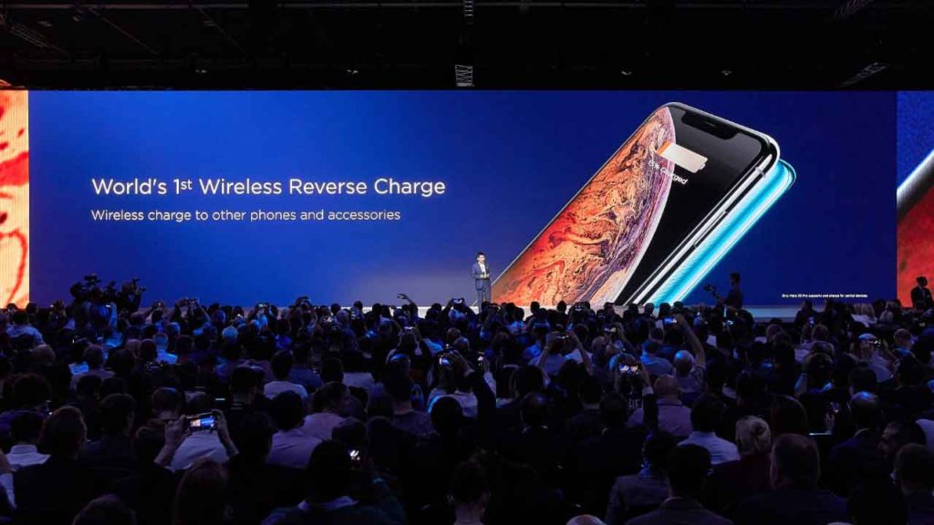 Huawei Mate 20 and Mate 20 Pro wireless reverse charge feature on Revu Philippines
