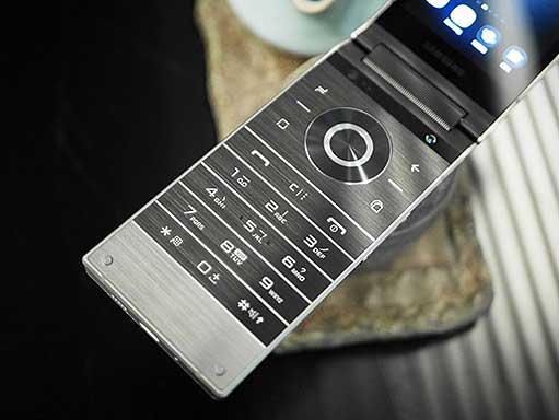 Samsung W2019 flip phone price, specs and availability or release date on Revu Philippines
