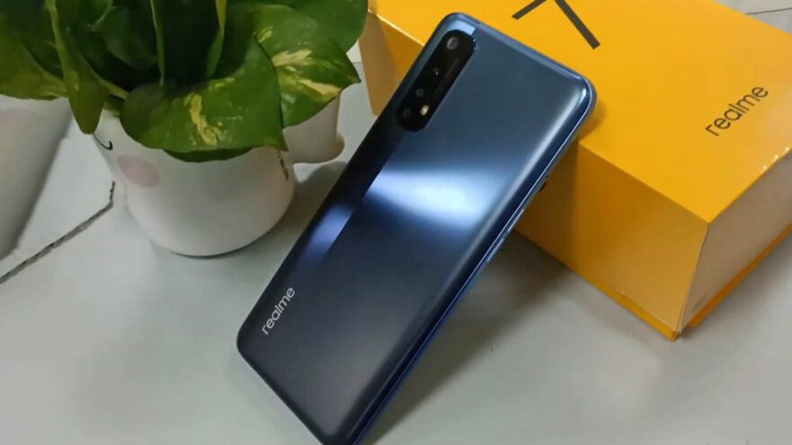 Realme 7 unboxing picture from video leak via Revu Philippines