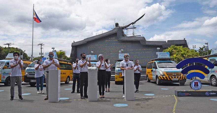 Globe Telecom's KonekTayo School Bus WiFi in Manila launch with Mayor Isko Moreno