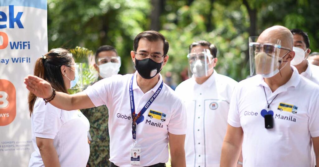 Globe Telecom's KonekTayo School Bus WiFi in Manila launch with Mayor Isko Moreno