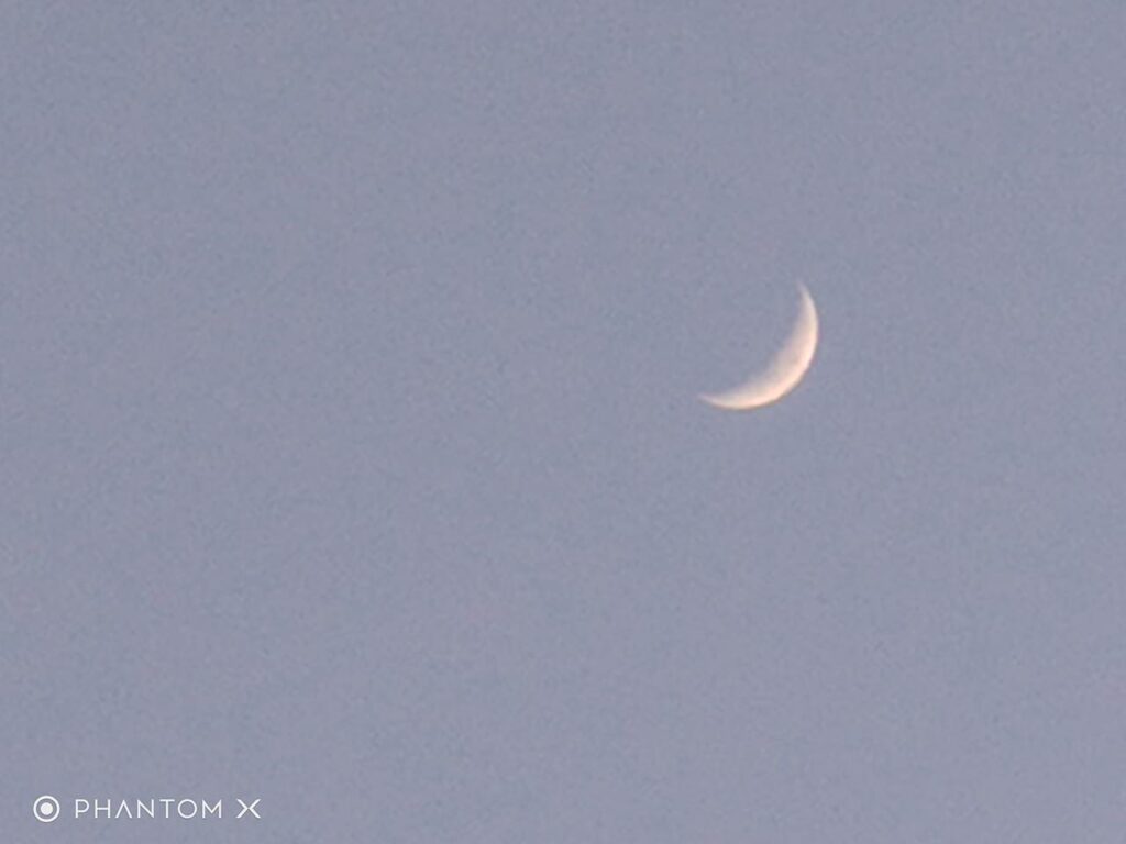 Tecno Phantom X camera sample picture by Revu Philippines_moon shot 20x zoom