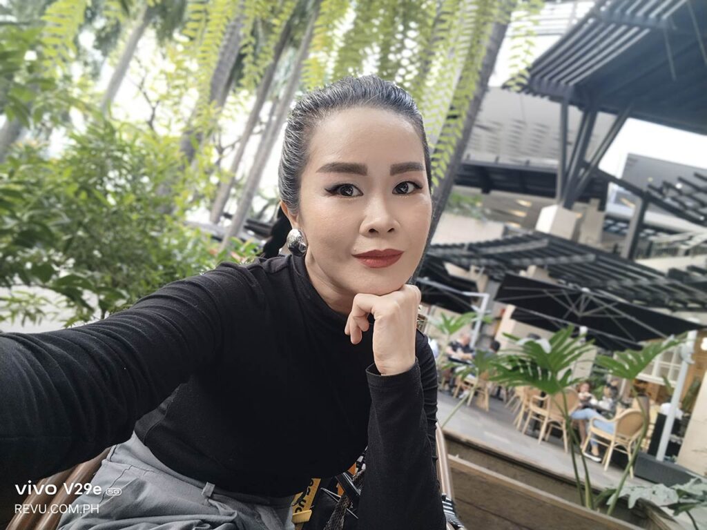 vivo V29e 5G camera sample selfie picture in review by Revu Philippines