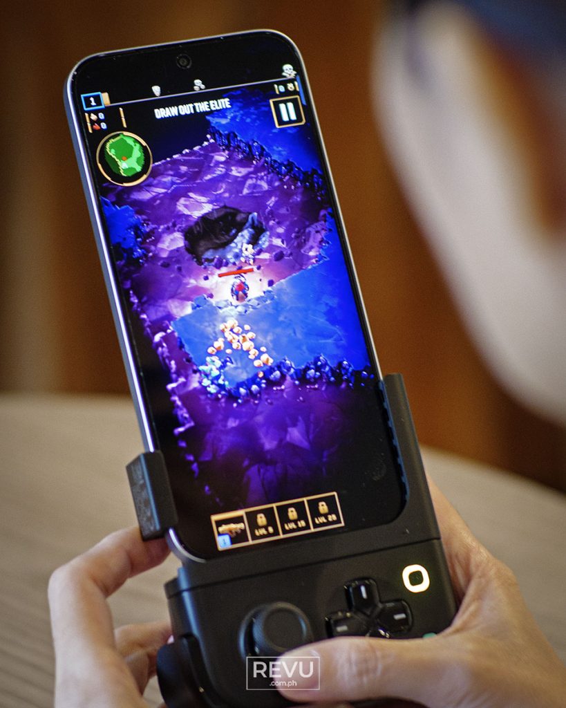 Infinix GT NX Controller left controller plus smartphone portrait mode REVU Philippines 5